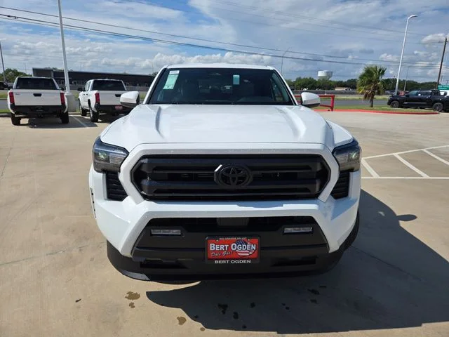 New 2026 Ice Cap Toyota SR5 image 2
