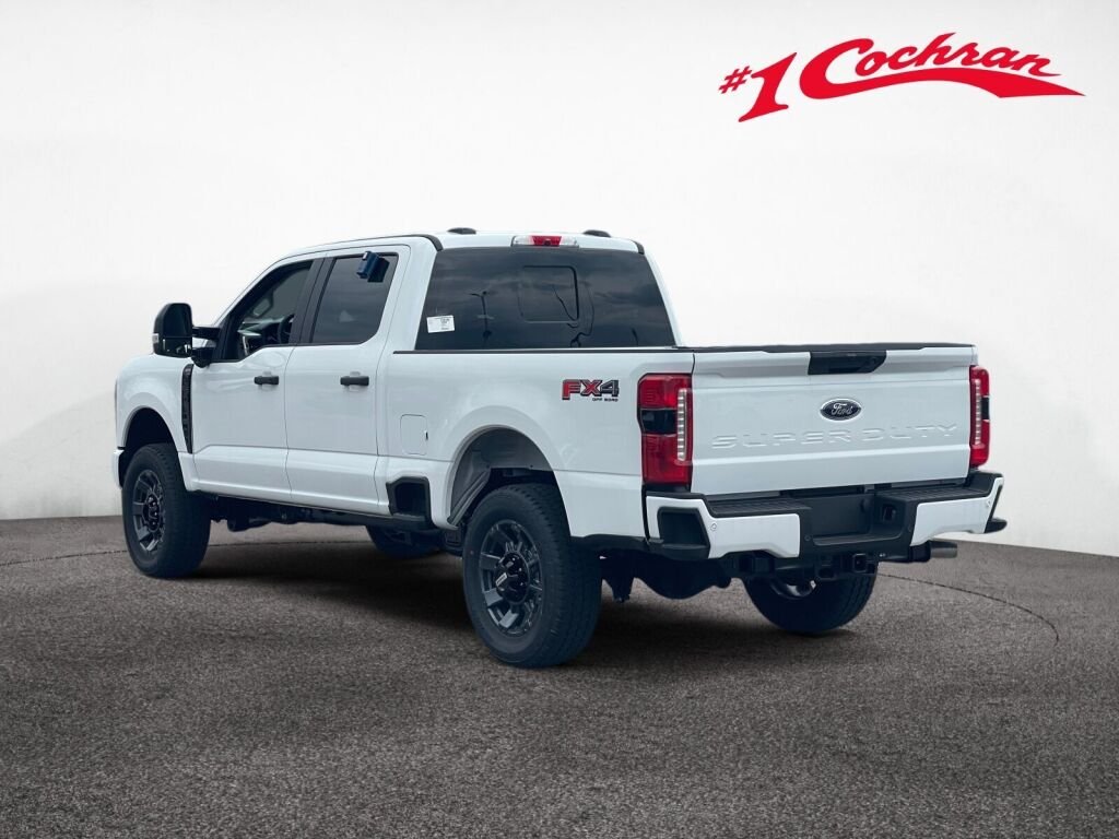 New 2026 Oxford White Ford XL image 4