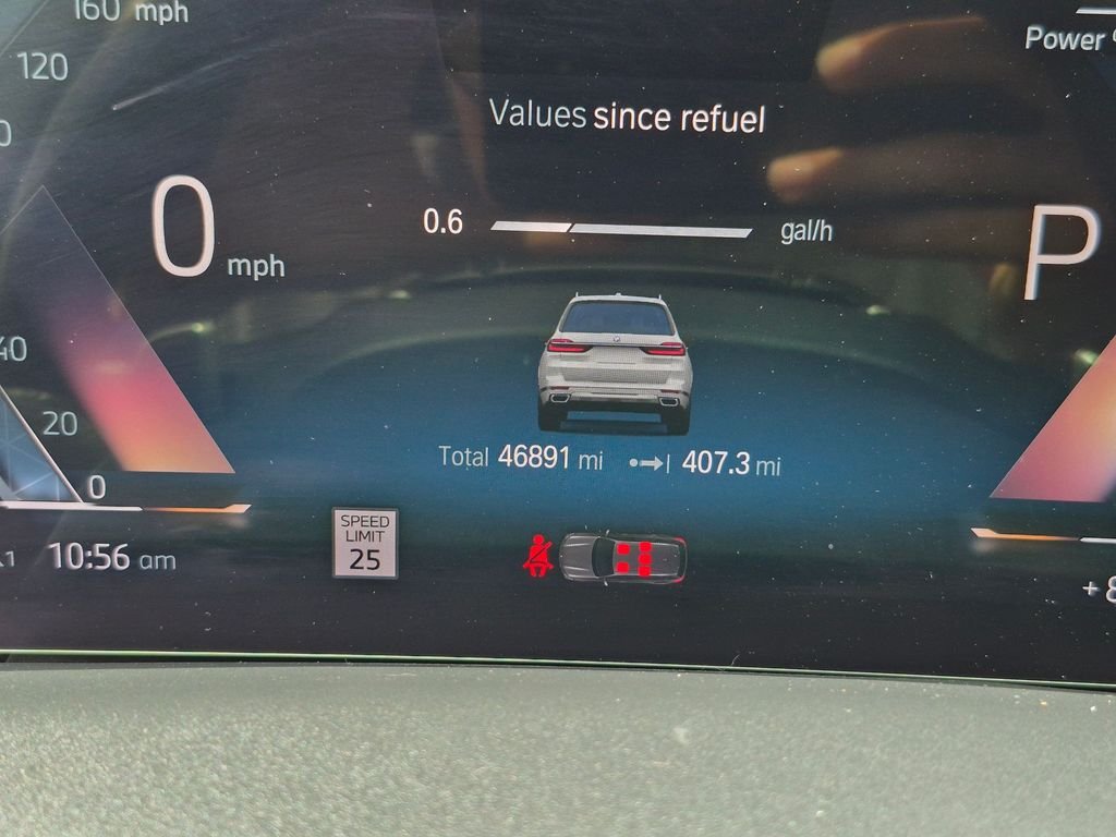 Used 2023 Mineral White Metallic BMW xDrive40i image 27