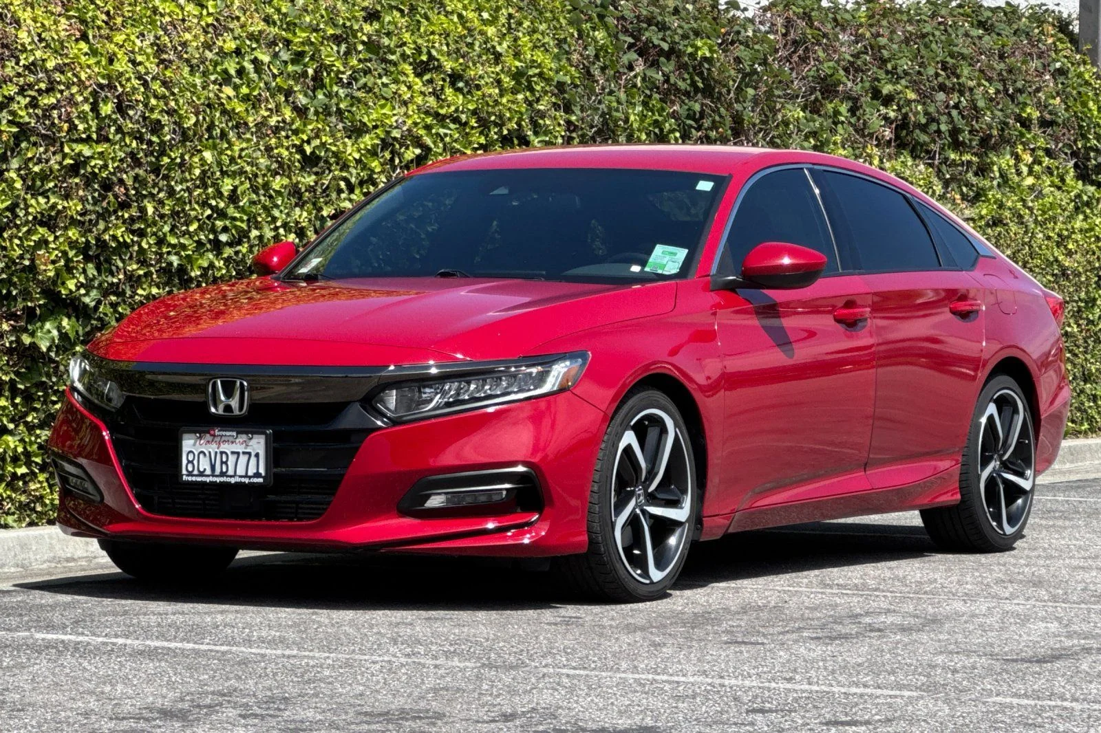 Used 2018  Honda Sport image 9