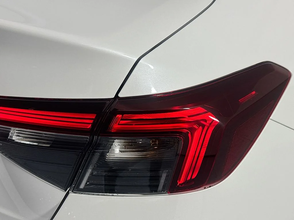 New 2026 Platinum White Pearl Honda LX image 11