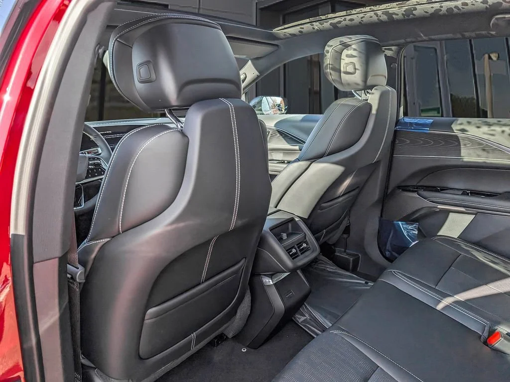 2025 Cadillac LYRIQ Sport 1 - Photo 12