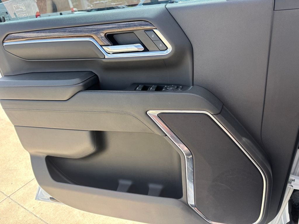 2024 GMC Sierra 3500HD SLE - Photo 18