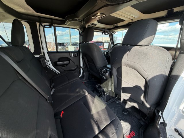 Used 2019 White Jeep Unlimited Sport Altitude image 17