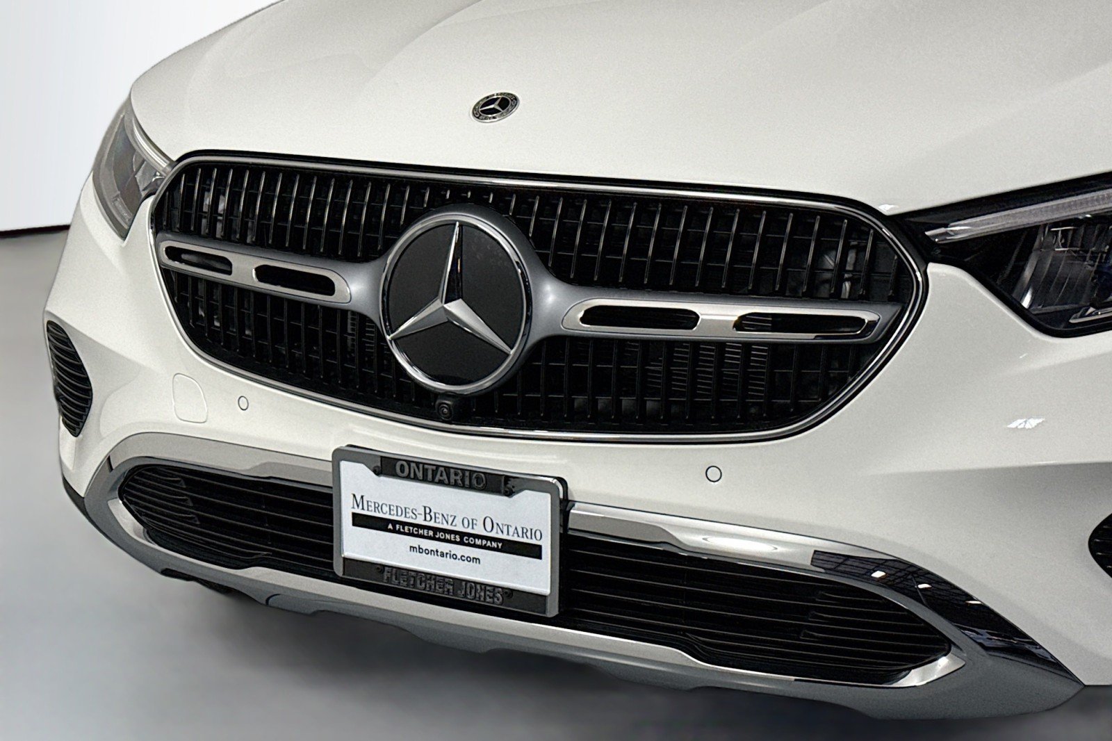 New 2026 Polar White Mercedes-Benz GLC 300 SUV image 12