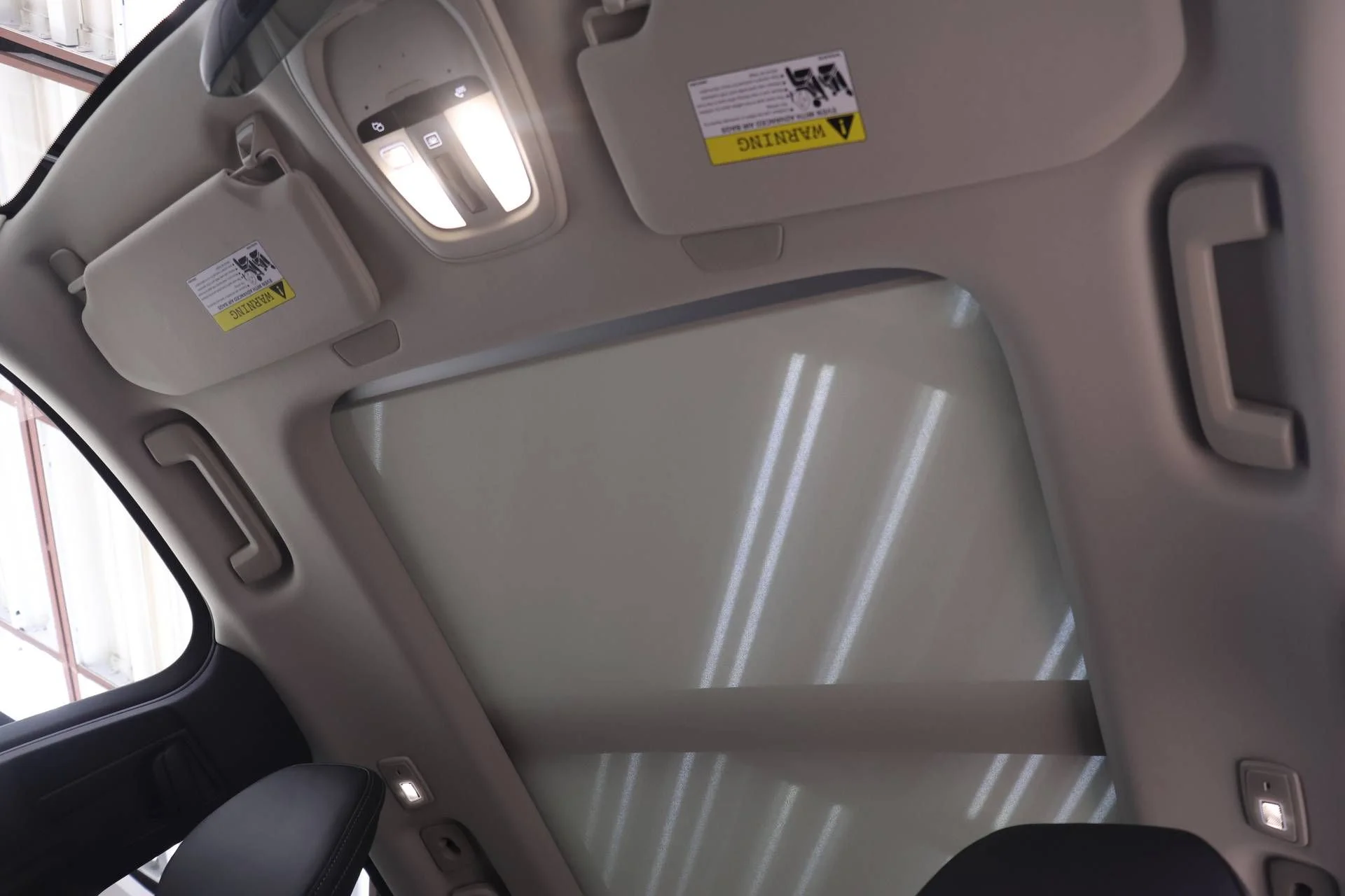 New 2026 Black Volvo B6 Ultra image 16