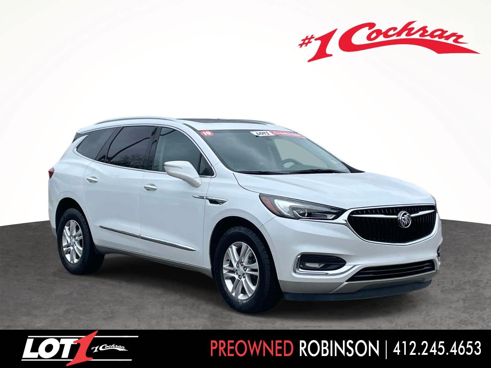 2019 Buick Enclave Essence AWD's photo