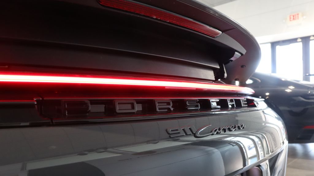 2026 Porsche 911 - Photo 16