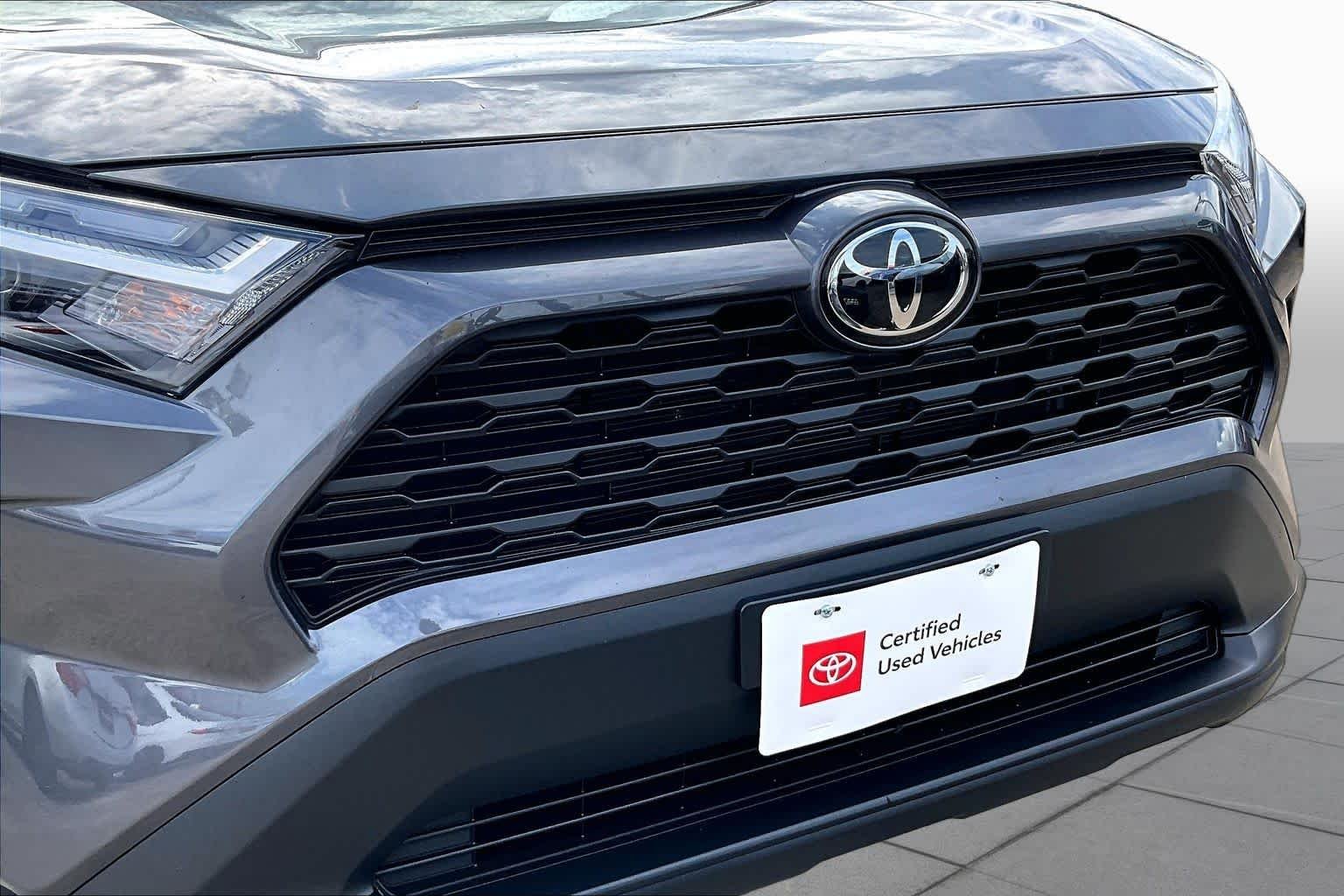 Certified Used 2025 Magnetic Gray Metallic Toyota XLE image 30