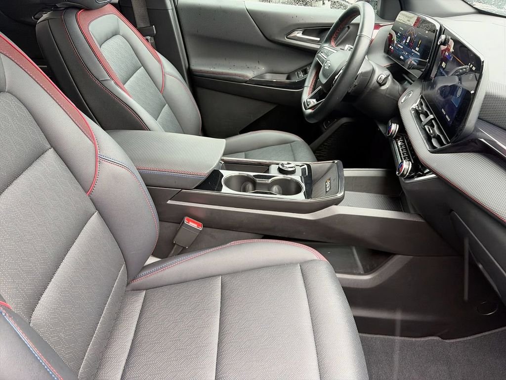 Used 2025 Gray Chevrolet RS image 9