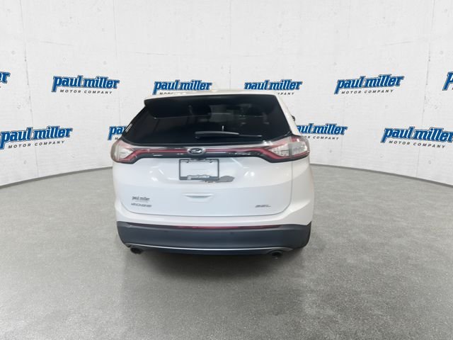 Used 2018 White Ford SEL image 9