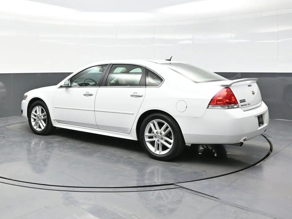 Used 2014 White Chevrolet LTZ image 4