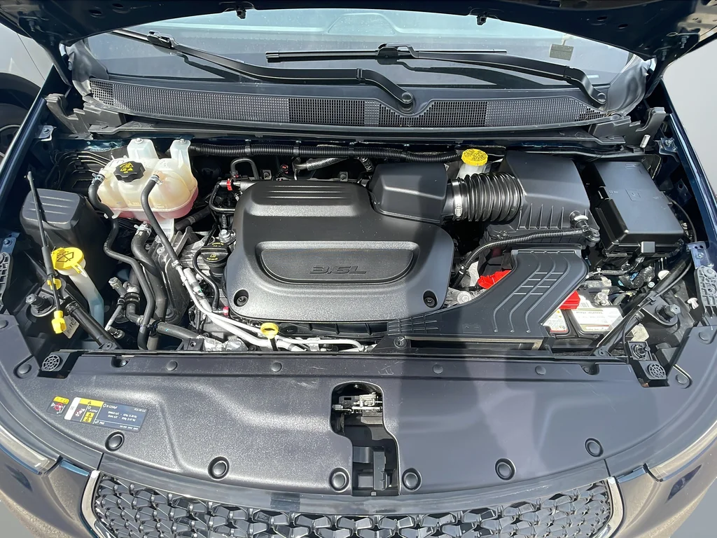 Used 2023 Blue Chrysler Touring L image 36