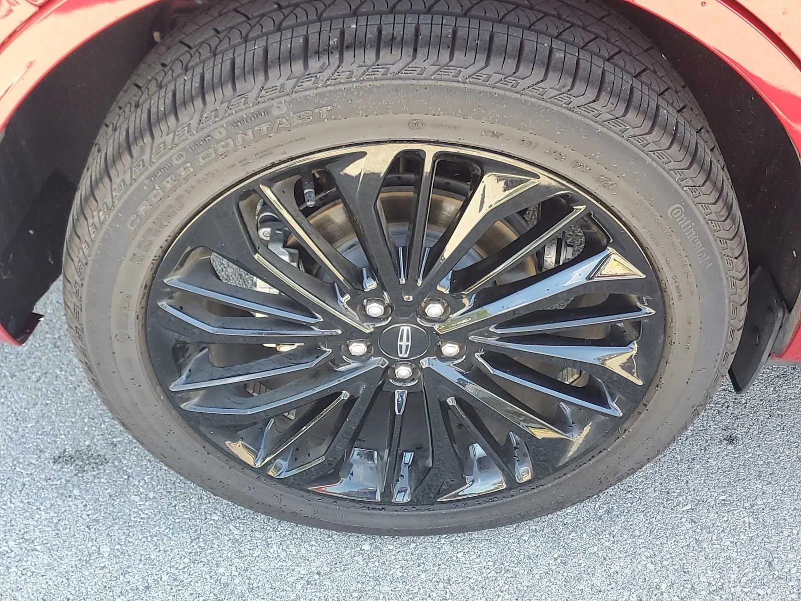 Used 2025 Lucid Red Lincoln Premiere image 5