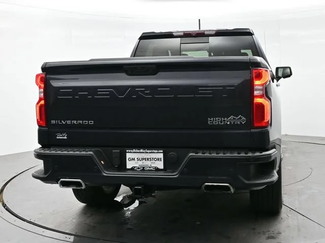 Used 2022 Dark Ash Metallic Chevrolet High Country image 2