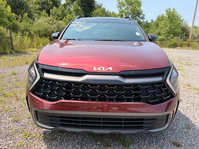 Used 2023 Red Kia X-Line image 5