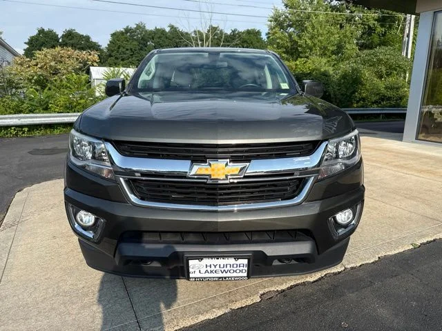 Certified Used 2018 Green Chevrolet Work Truck image 2