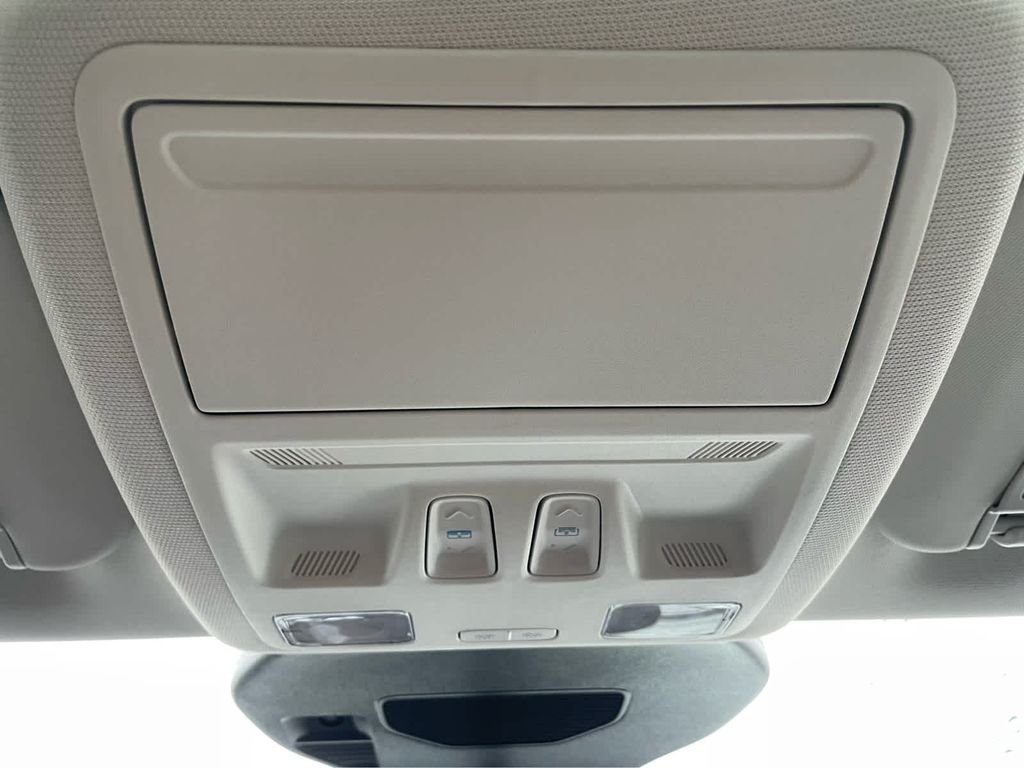 Used 2025 Gray Ford Active image 26