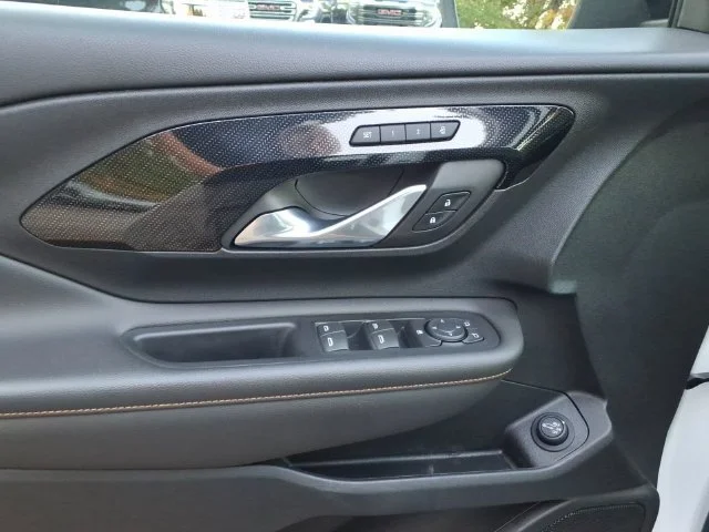 2023 GMC Terrain AT4 - Photo 17