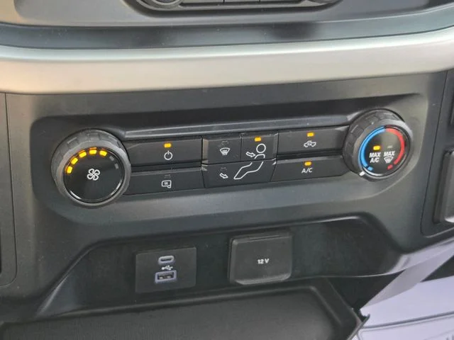 Used 2021 White Ford XL image 28