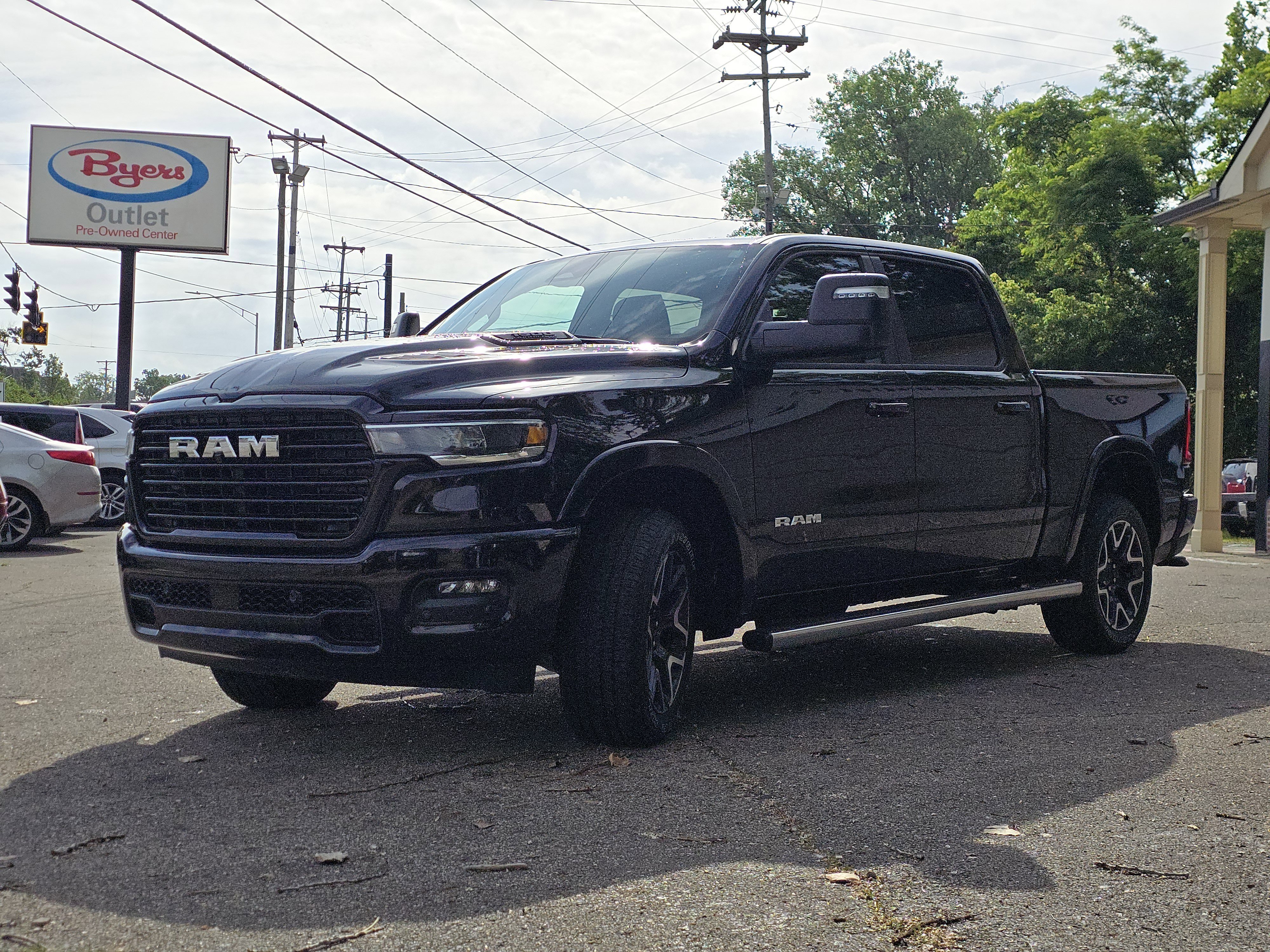 Used 2026 Diamond Black Crystal Pearlcoat Ram Laramie image 3