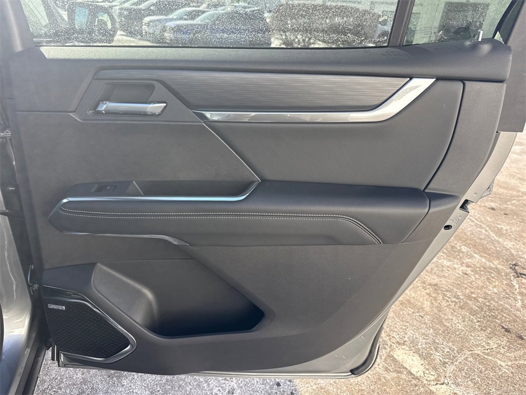 2026 GMC ACADIA - Image 36