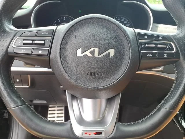 Used 2022 Gray Kia GT-Line image 13