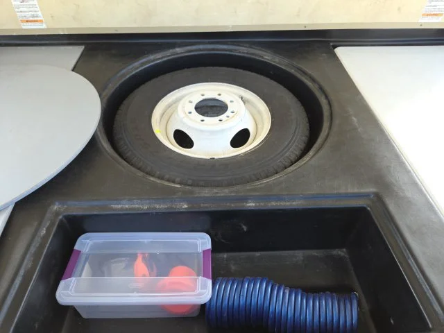 Used 2013 White Ford Base image 22
