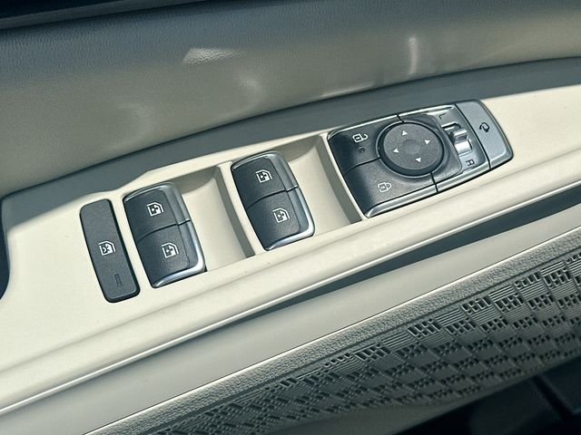 New 2026 Ivory Silver Kia EX image 18
