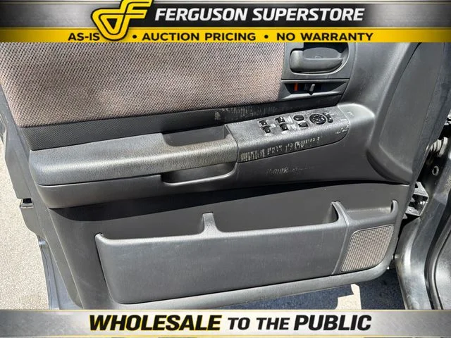 Used 2003  Dodge SLT image 14