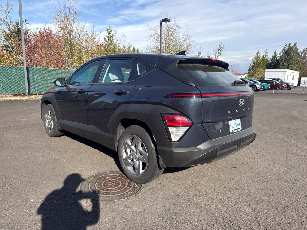 Used 2024 Denim Blue Pearl Hyundai SE image 5
