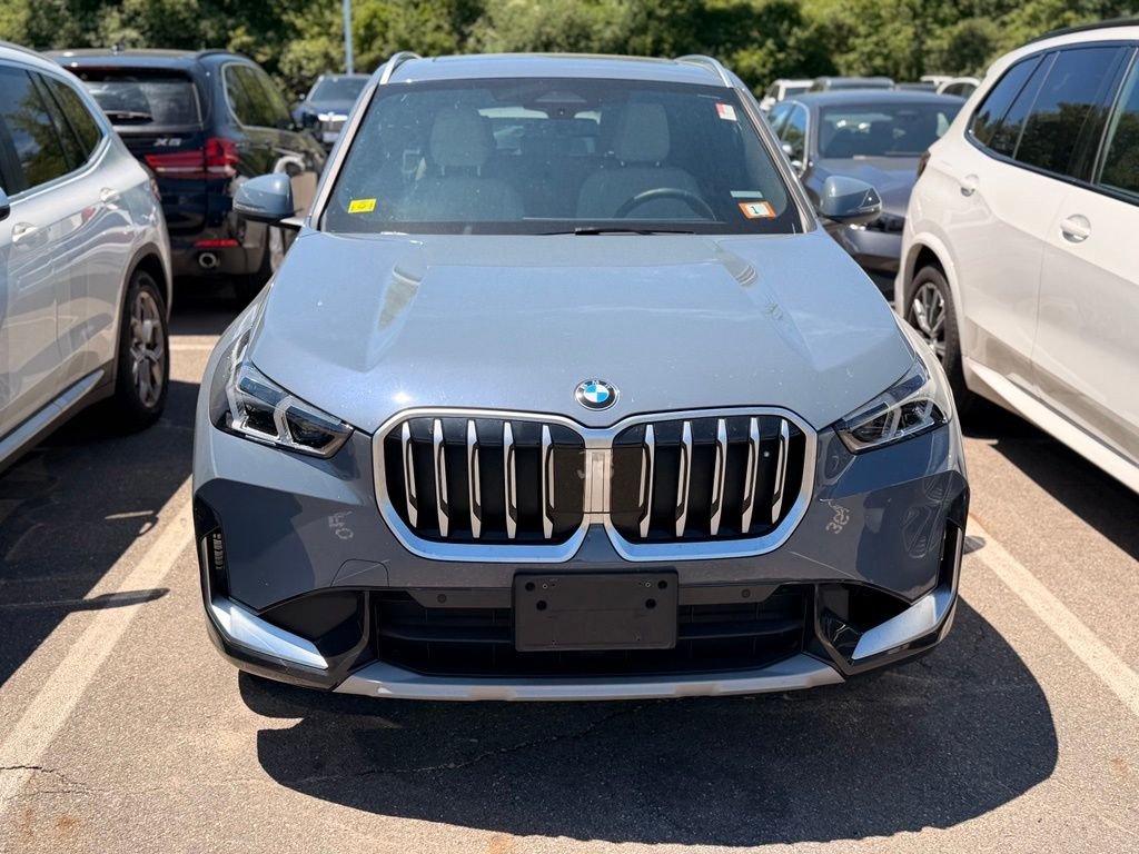 Used 2025 Storm Bay Metallic BMW xDrive28i image 2