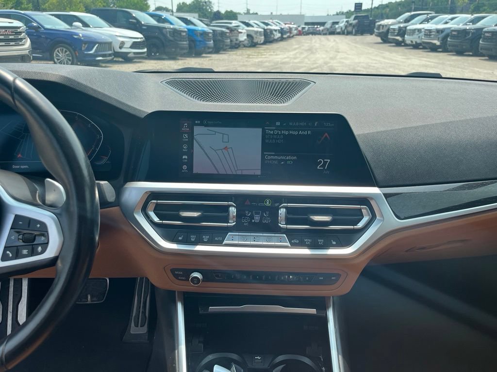 Used 2022 Portimao Blue Met BMW 330i xDrive image 23