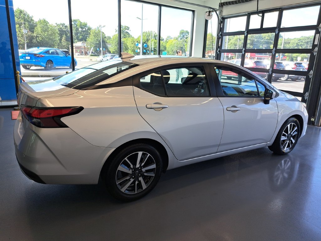 Used 2025 Silver Nissan 1.6 SV image 12