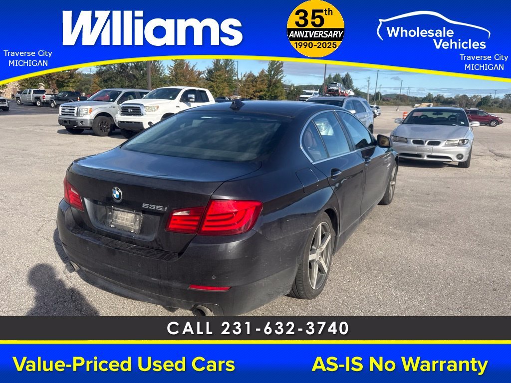 Used 2011 Dark Graphite BMW 535i xDrive image 11