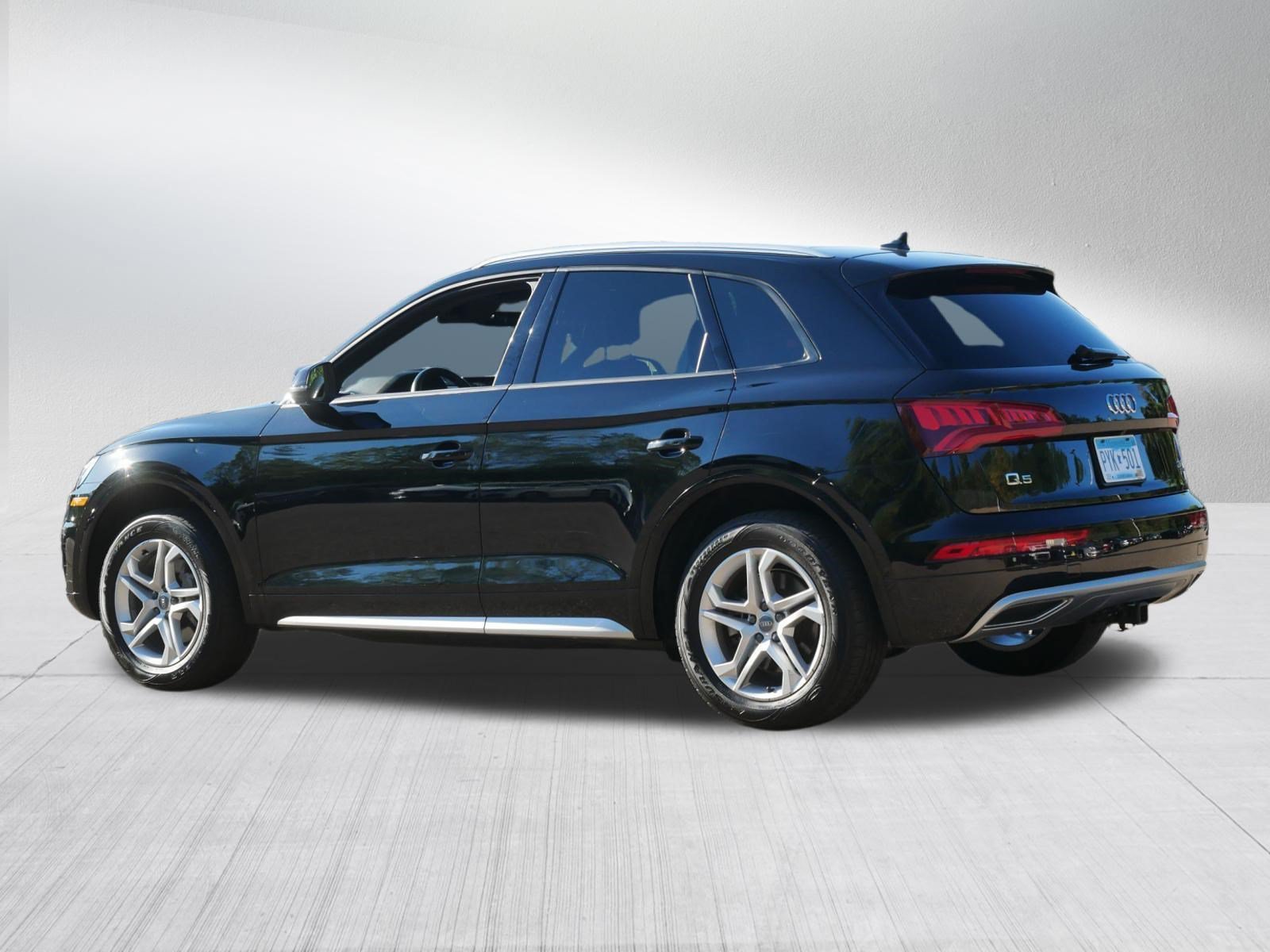 Used 2018 Black Audi Premium image 5