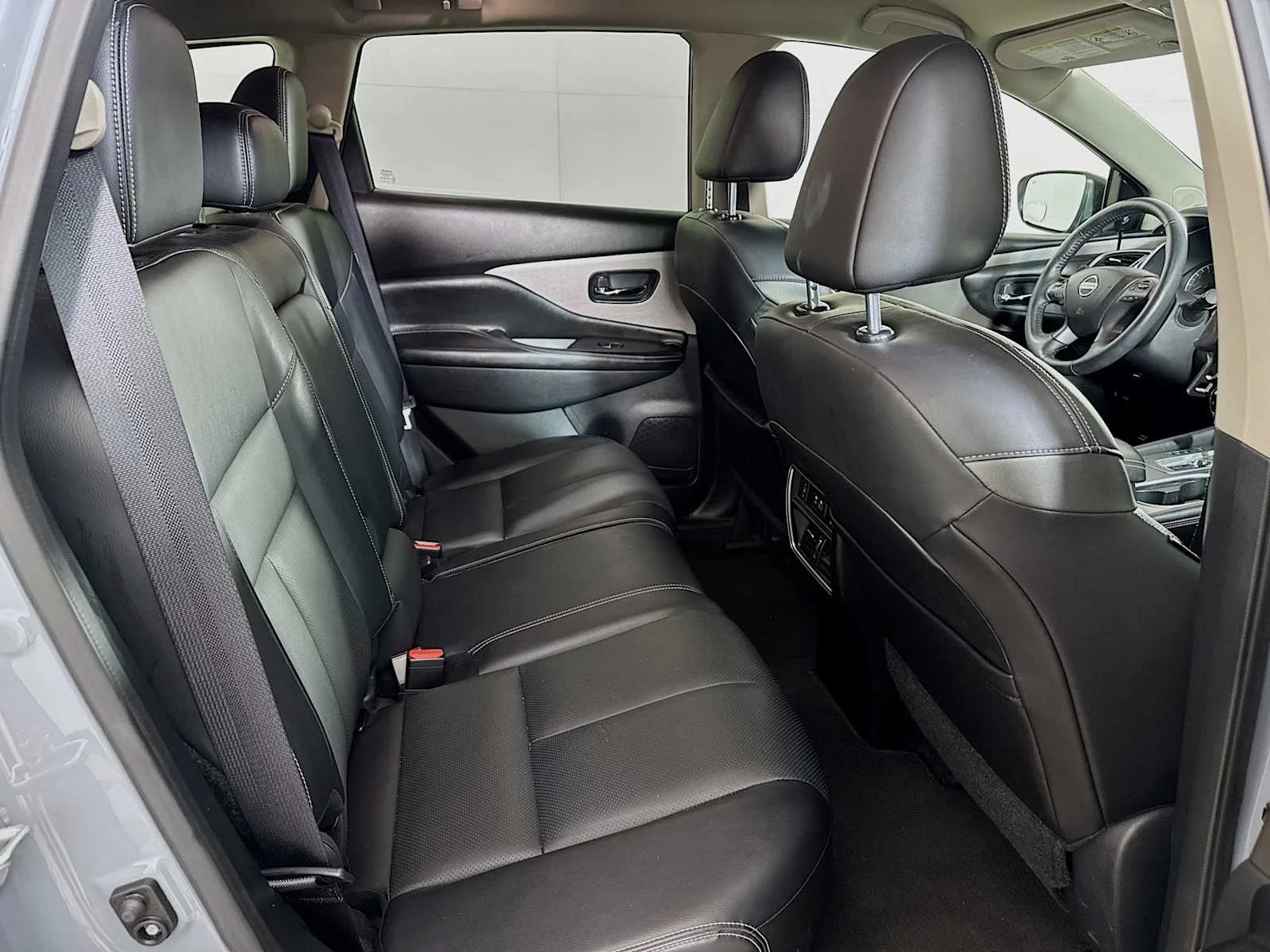 Used 2022 Boulder Gray Pearl Nissan SL image 28