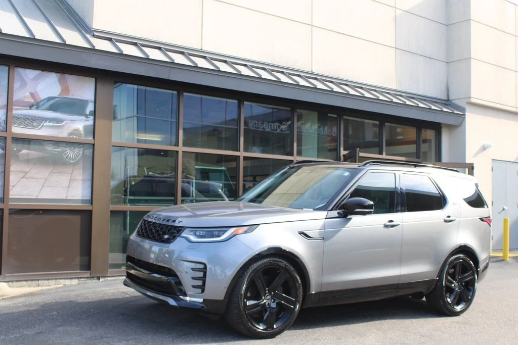 2025 Land Rover Discovery Dynamic SE