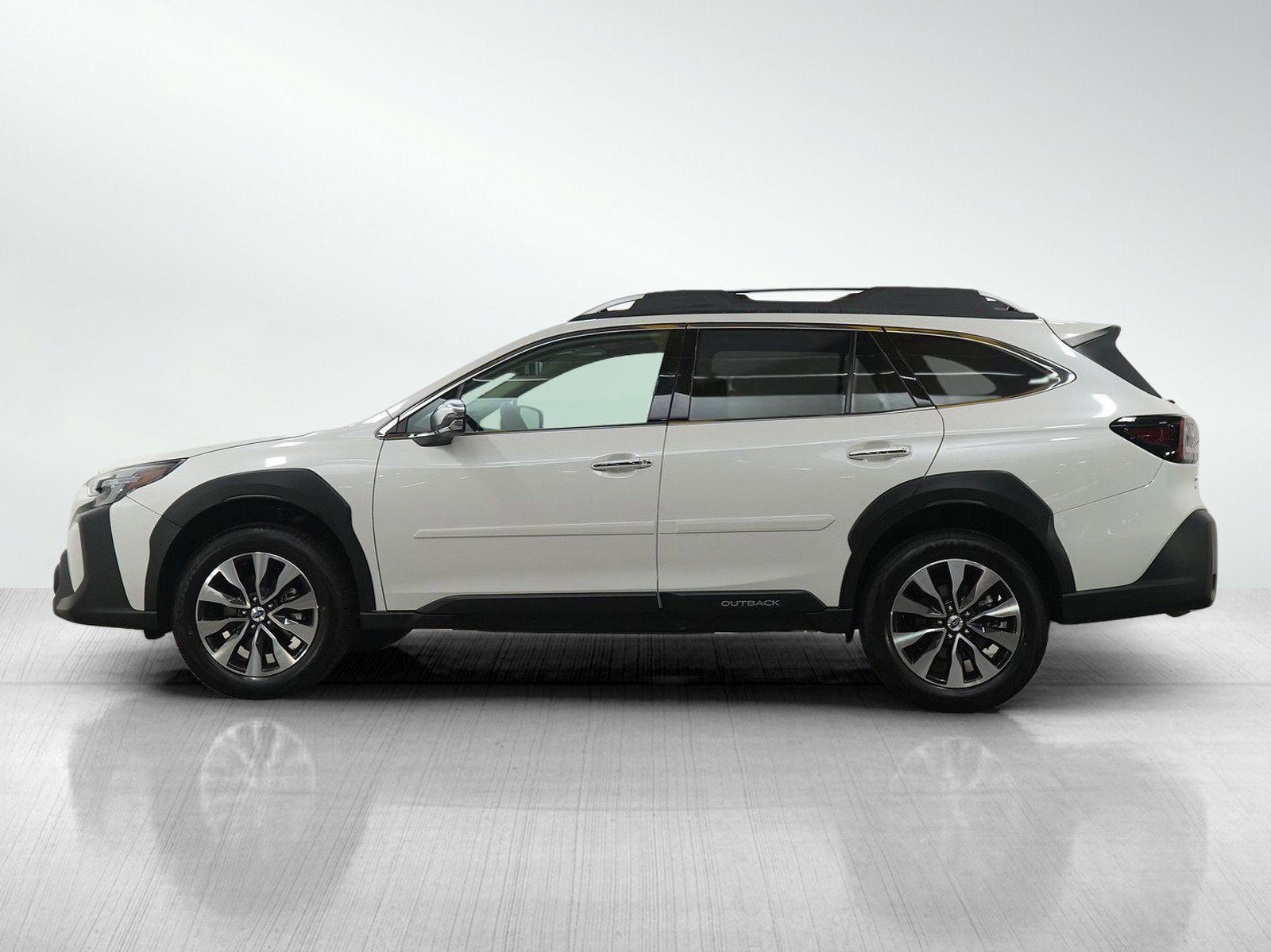 Used 2025 Subaru Outback Touring with VIN 4S4BTAPC8S3119546 for sale in Burnsville, Minnesota