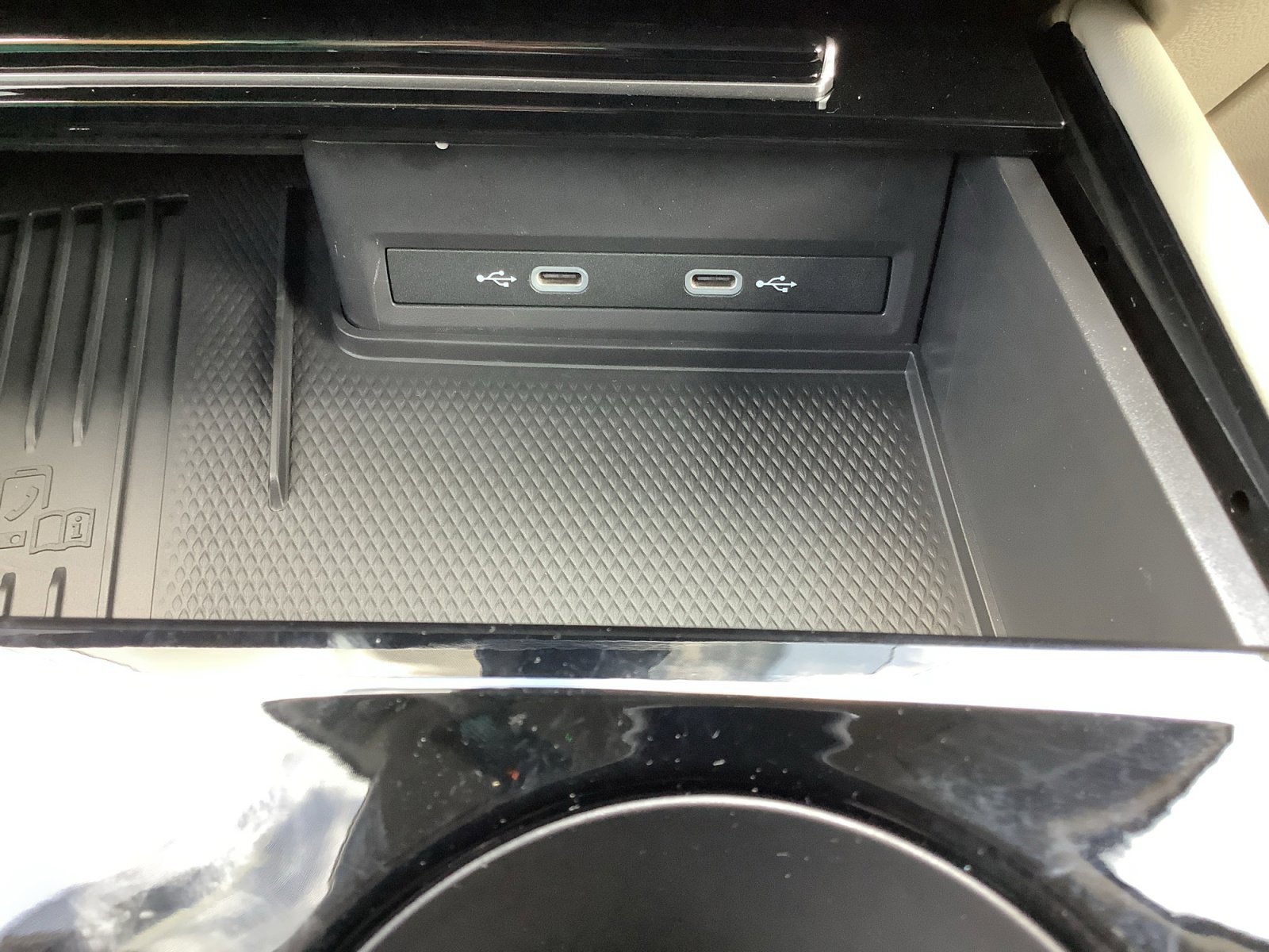 New 2026 Pure Gray Volkswagen 2.0T SE w/Technology image 21