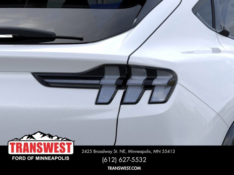 New 2026 Star White Metallic Tri-coat Ford Premium image 21