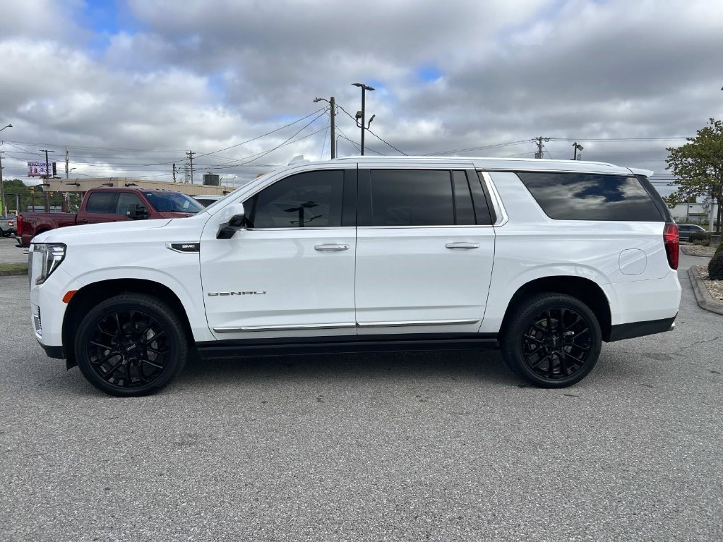 Certified Used 2023 Summit White GMC Denali image 7