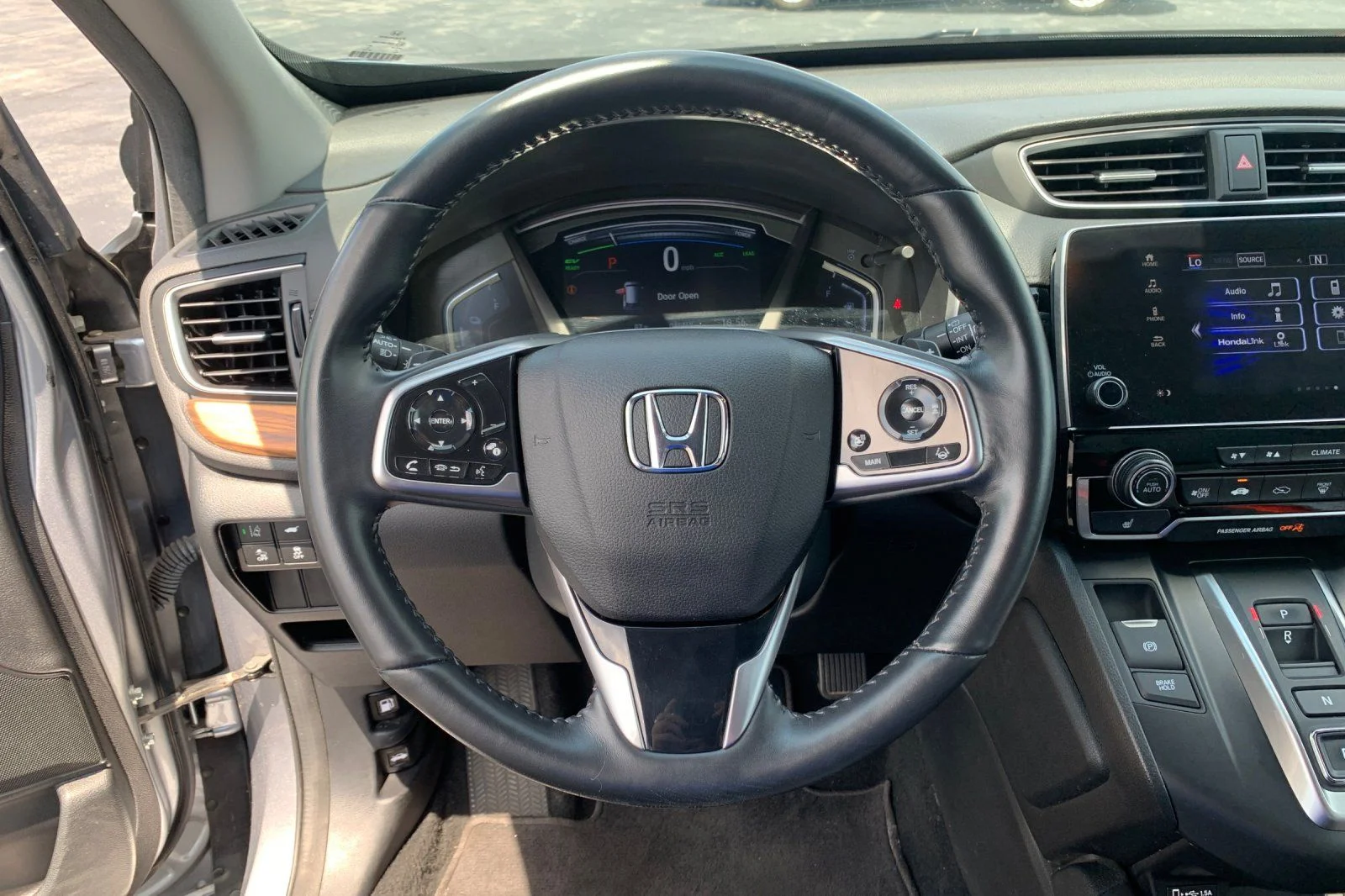 Used 2022 Silver Honda EX-L image 28