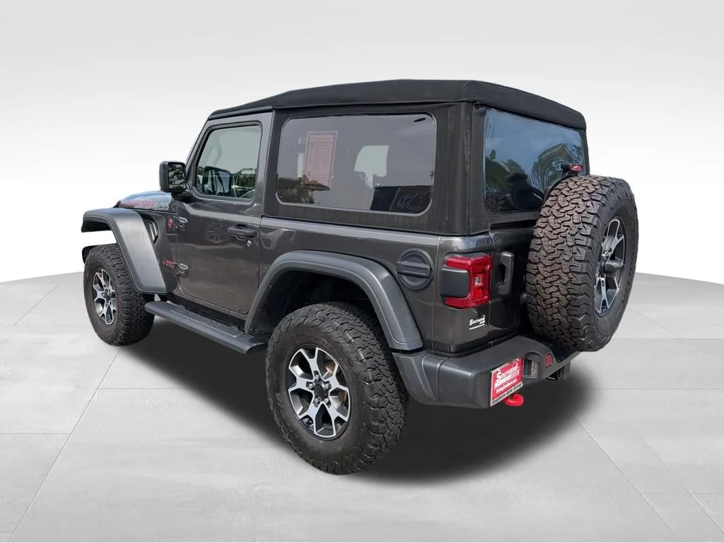 Used 2022 Gray Jeep Rubicon image 3