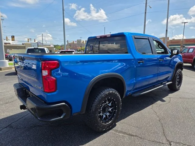 Used 2022 Blue Chevrolet ZR2 image 8
