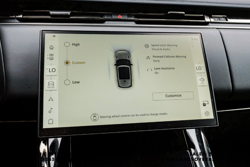 New 2026 Carpathian Gray Land Rover SE image 33