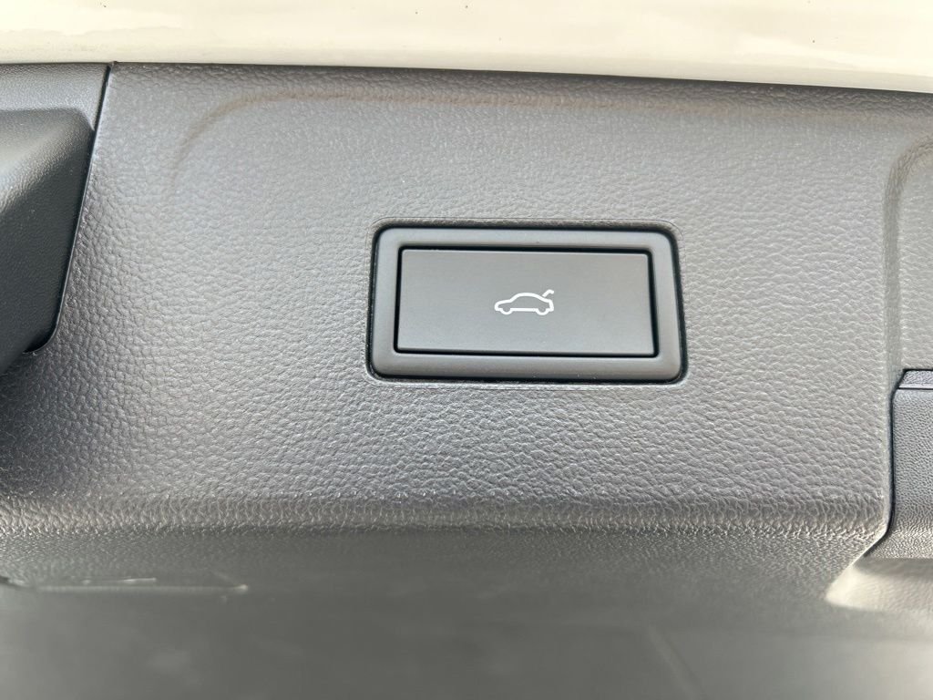 New 2026 White Volkswagen 2.0T SEL Premium R-Line image 56