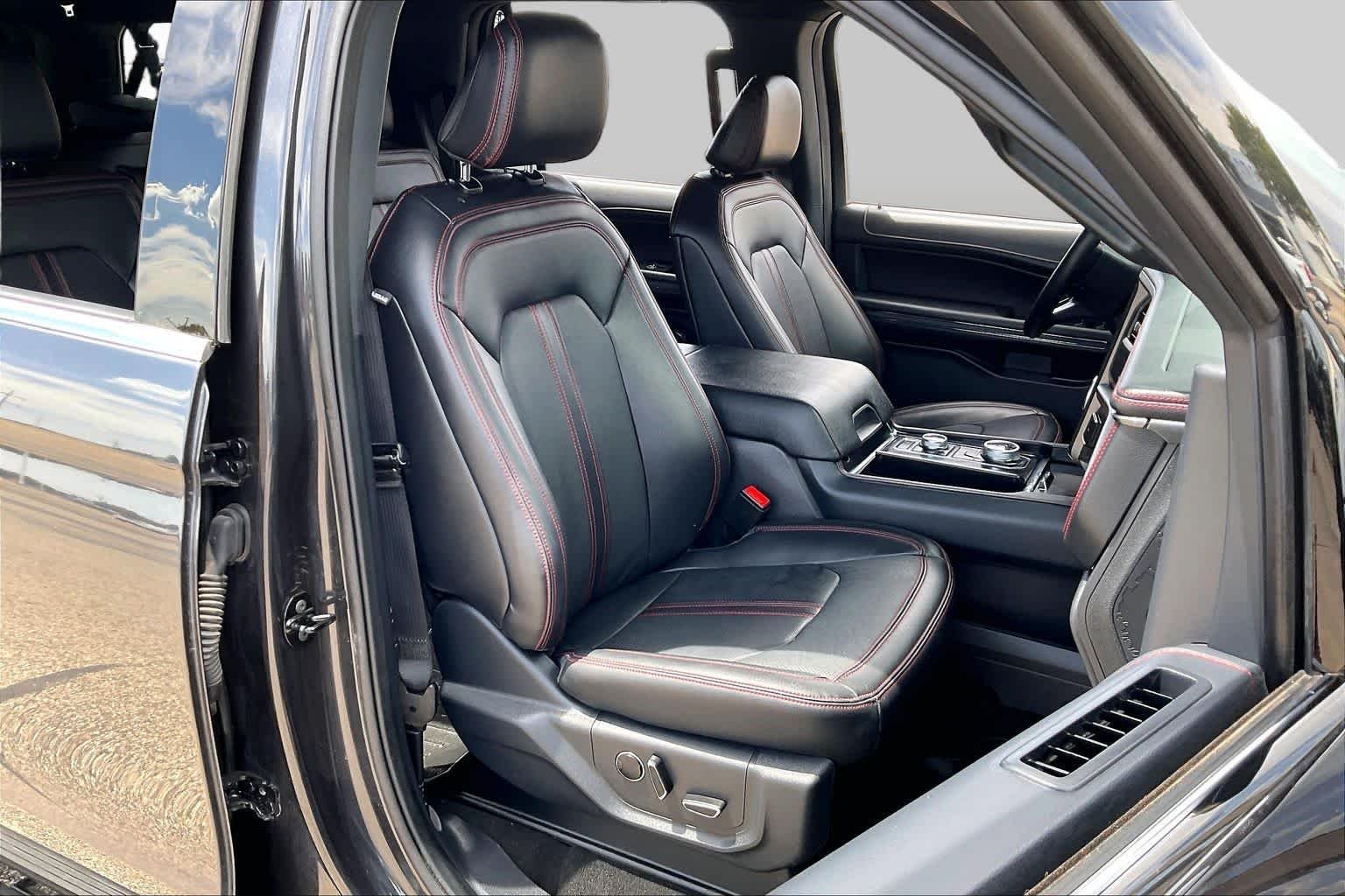 Used 2024 Dark Matter Gray Metallic Ford Limited image 9