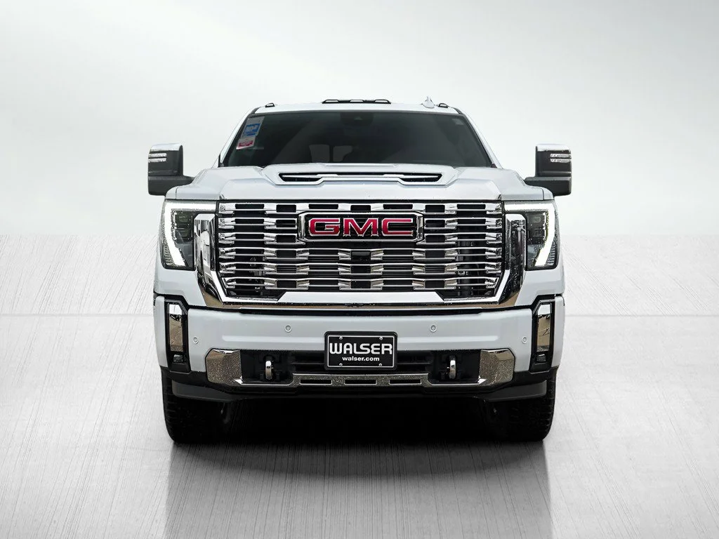 2026 GMC Sierra 3500HD Denali - Photo 2