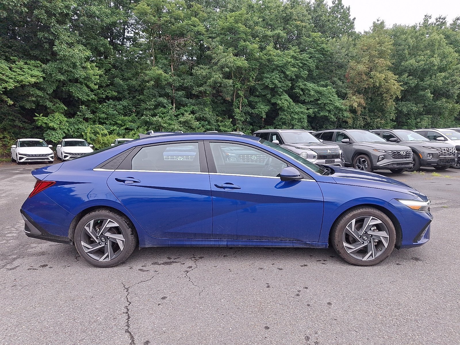 2024 Hyundai Elantra SEL - Photo 7
